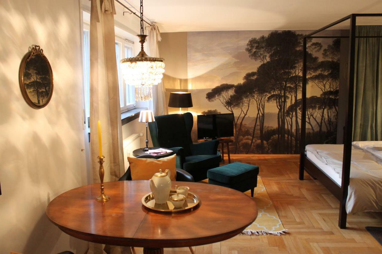 Schoenes Appartement Mit Gartenblick バーデン＝バーデン エクステリア 写真