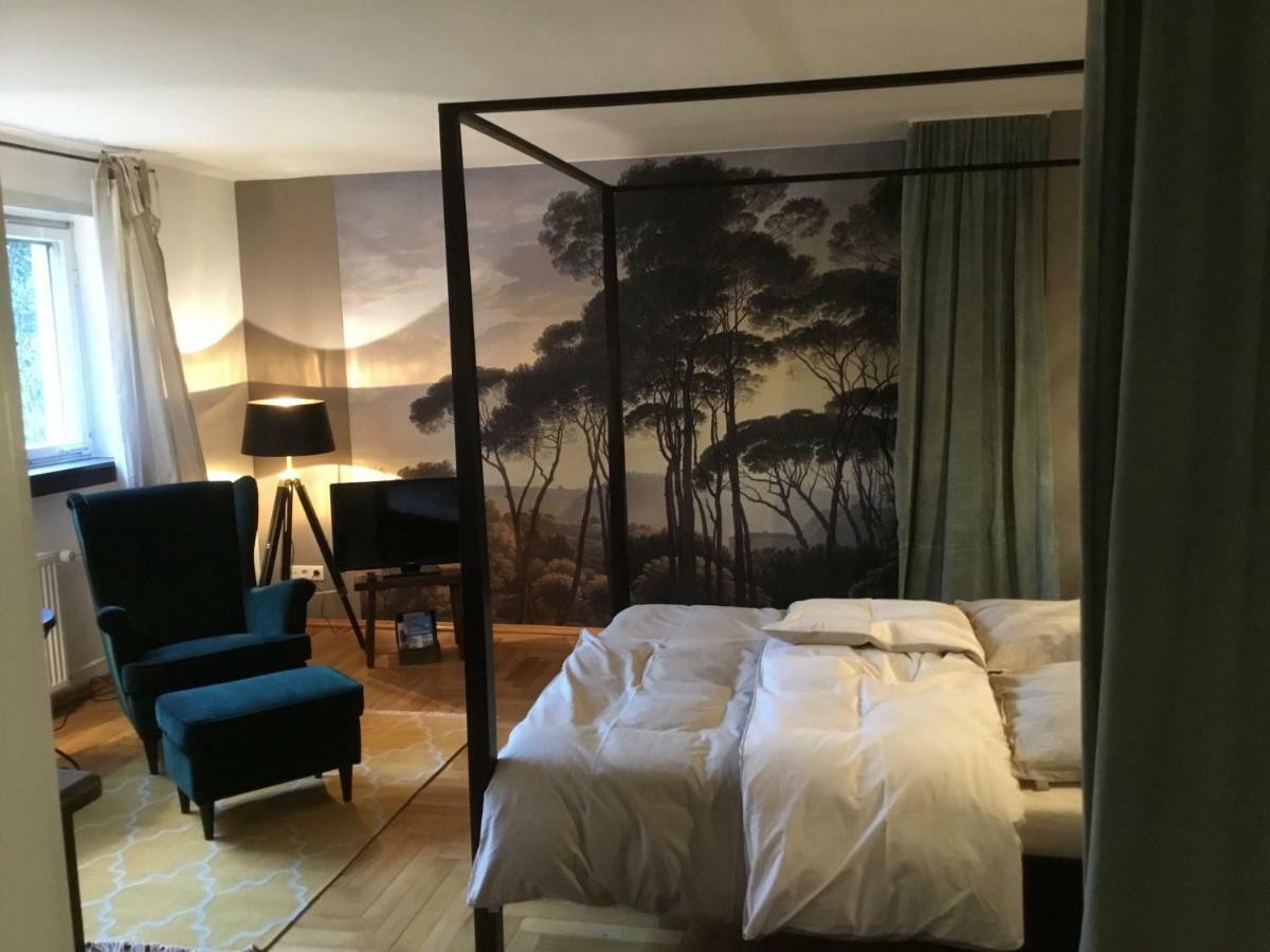 Schoenes Appartement Mit Gartenblick バーデン＝バーデン エクステリア 写真